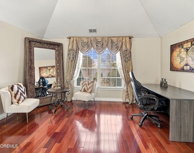 309 Flower Lane - Photo Thumbnail 4