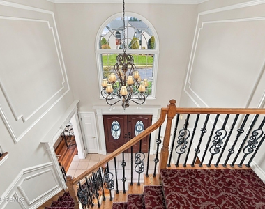 309 Flower Lane - Photo Thumbnail 9