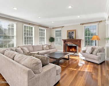 309 Flower Lane - Photo Thumbnail 2