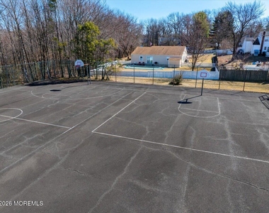 114 Village Green Way - Photo Thumbnail 30