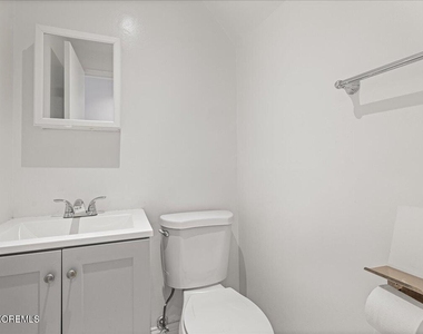 114 Village Green Way - Photo Thumbnail 15