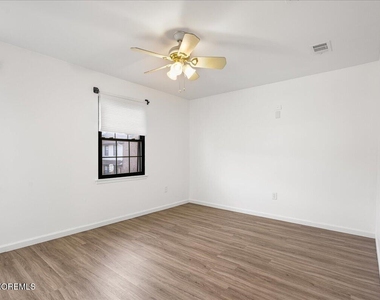 114 Village Green Way - Photo Thumbnail 22