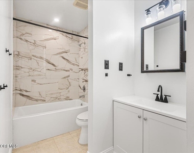 114 Village Green Way - Photo Thumbnail 19