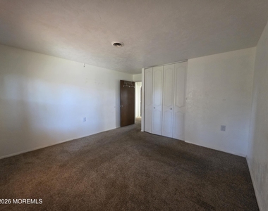33b Edinburgh Lane - Photo Thumbnail 9