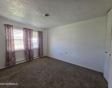 33b Edinburgh Lane - Photo Thumbnail 10