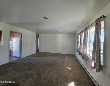33b Edinburgh Lane - Photo Thumbnail 4