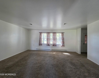 33b Edinburgh Lane - Photo Thumbnail 5