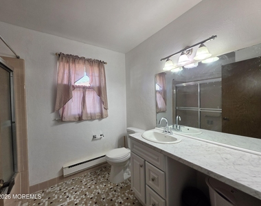 33b Edinburgh Lane - Photo Thumbnail 7