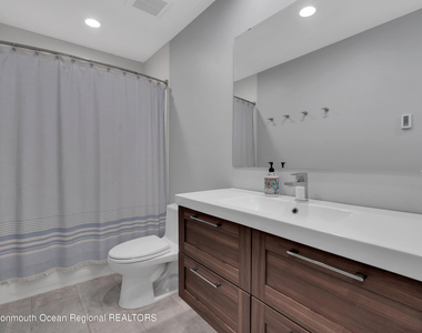 260 Ocean Avenue - Photo Thumbnail 15