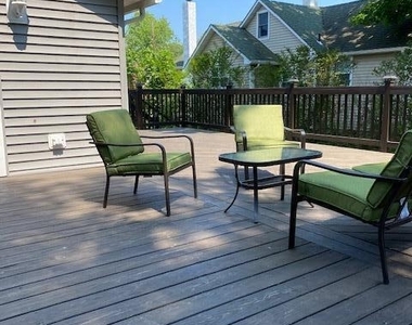 190 Oakwood Avenue - Photo Thumbnail 8