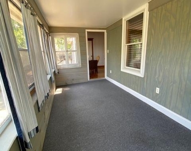 190 Oakwood Avenue - Photo Thumbnail 13