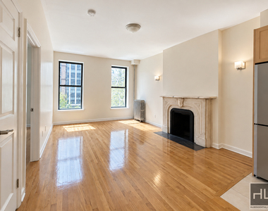West 56 Street - Photo Thumbnail 1
