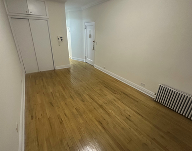 417 West 56th Street - Photo Thumbnail 9