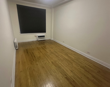 417 West 56th Street - Photo Thumbnail 6