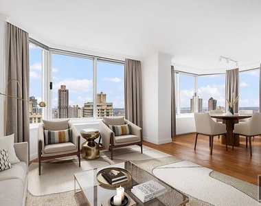 East 79th Street - Photo Thumbnail 1