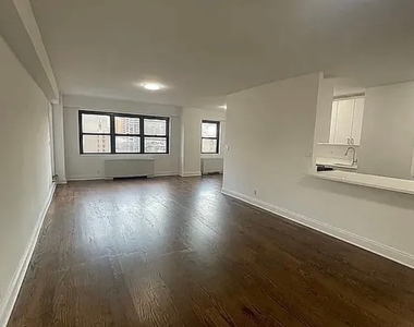 E 89 St - Photo Thumbnail 2