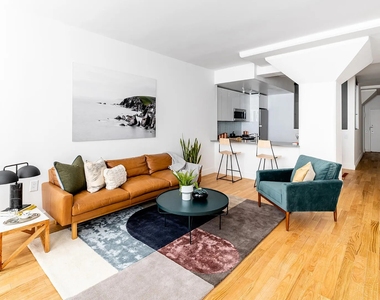 201 East 69th Street - Photo Thumbnail 3