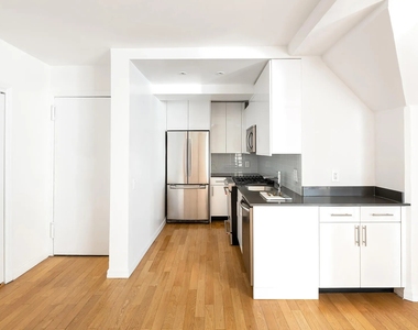 201 East 69th Street - Photo Thumbnail 1