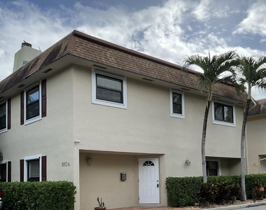 810 Park Place - Photo Thumbnail 32