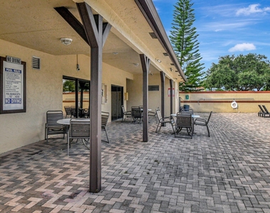 6660 Somerset Drive - Photo Thumbnail 27