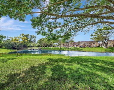 6660 Somerset Drive - Photo Thumbnail 25