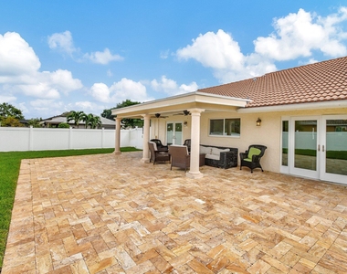 4471 Brandywine Drive - Photo Thumbnail 25