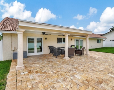 4471 Brandywine Drive - Photo Thumbnail 27