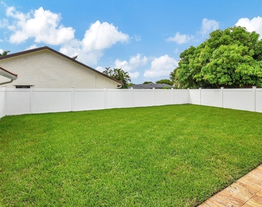 4471 Brandywine Drive - Photo Thumbnail 29