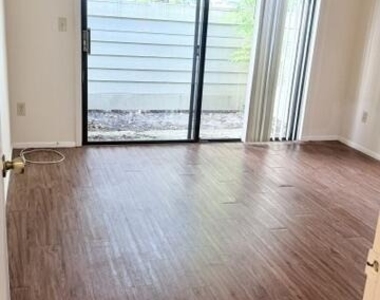 1402 Se Ashford Place - Photo Thumbnail 11