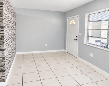 7221 Venetian Street - Photo Thumbnail 1