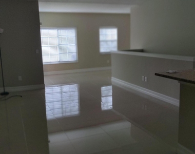 10330 S Fox Trail Road S - Photo Thumbnail 18
