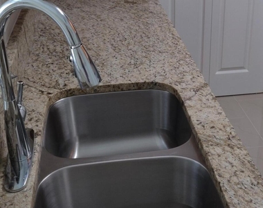 10330 S Fox Trail Road S - Photo Thumbnail 2