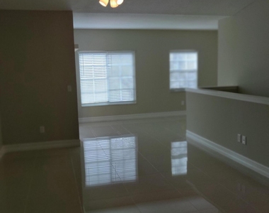 10330 S Fox Trail Road S - Photo Thumbnail 7