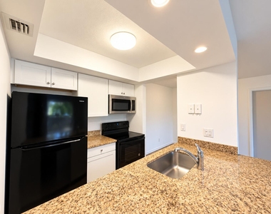 838 Nw Fork Road - Photo Thumbnail 4