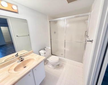 801 Sw 133rd Terrace Nw - Photo Thumbnail 6