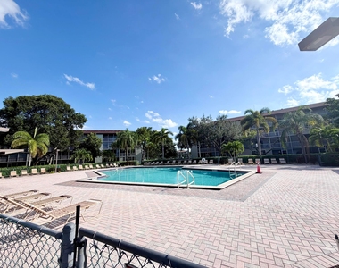 801 Sw 133rd Terrace Nw - Photo Thumbnail 16
