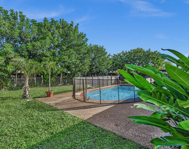 4719 Bison Street - Photo Thumbnail 40