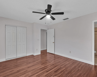 4719 Bison Street - Photo Thumbnail 26
