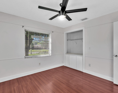 4719 Bison Street - Photo Thumbnail 31