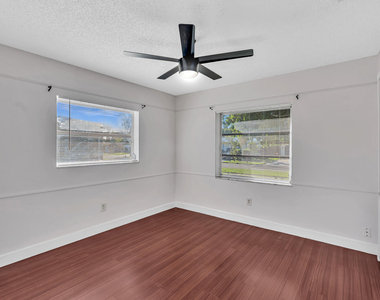 4719 Bison Street - Photo Thumbnail 30