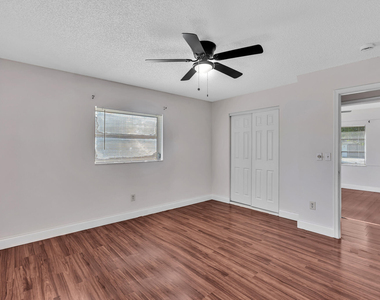 4719 Bison Street - Photo Thumbnail 24