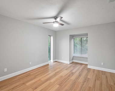 800 Nw Fork Road - Photo Thumbnail 12