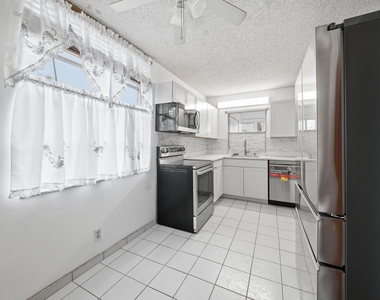 7875 Margate Boulevard - Photo Thumbnail 11