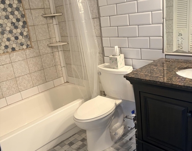 354 Maplecrest Circle - Photo Thumbnail 12