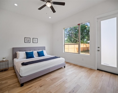1350 Strickland Street - Photo Thumbnail 12