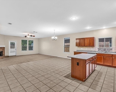 619 Denali Drive - Photo Thumbnail 12