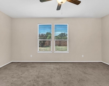 619 Denali Drive - Photo Thumbnail 18