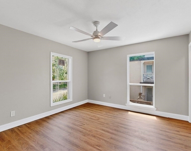 5919 E University Boulevard - Photo Thumbnail 18
