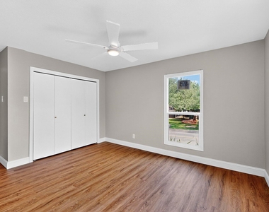 5919 E University Boulevard - Photo Thumbnail 20