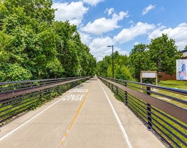 7525 Holly Hill Drive - Photo Thumbnail 15